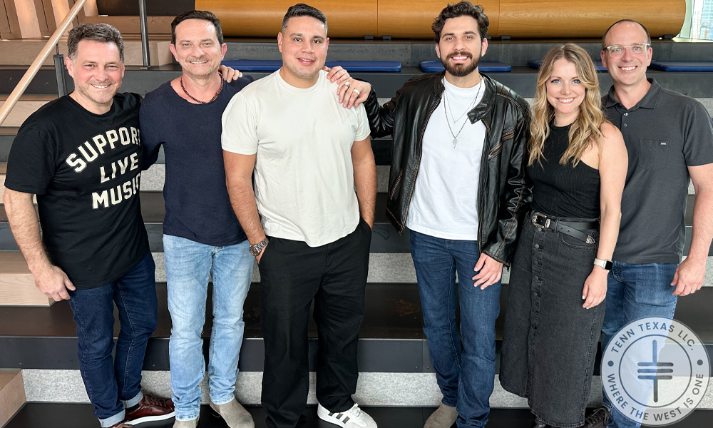 Gustavo Mioto signs with WME