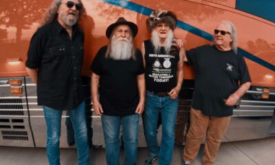 THE KENTUCKY HEADHUNTERS