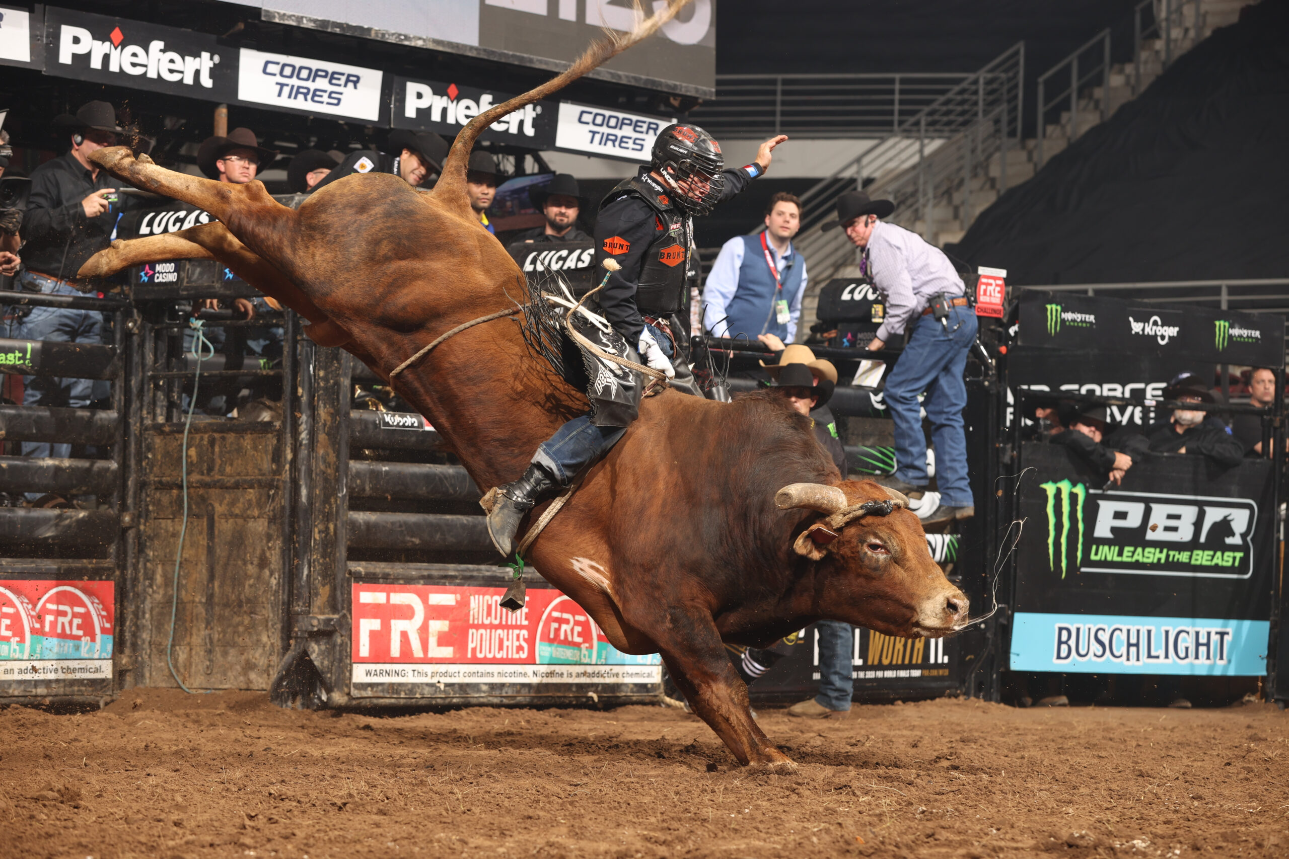 Experience the Thrills of PBR Bull Riding in Denver - TENN TEXAS % %